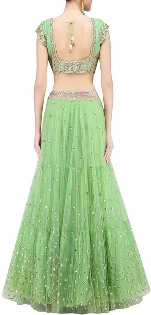 Color: Pink Collection: Bollywood Replica Lehenga Fabric: Raw Silk Blouse  Fabric: Velvet Dupatta Fabric… | Bollywood fashion, Priyanka chopra dress,  Priyanka chopra