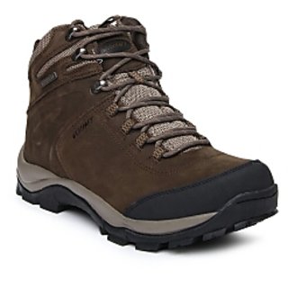 wildcraft trekking shoes waterproof