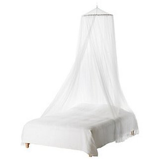 Hanging mosquito net for bed clearance