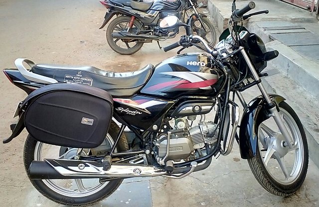 Honda shine discount sp side bag