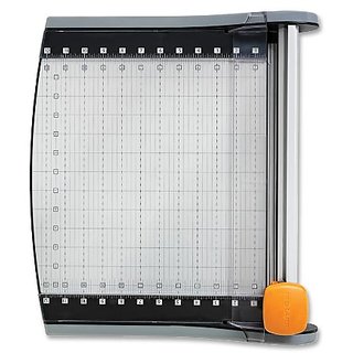 Buy Fiskars LED SureCut Rotary Trimmer (01-005419) Online @ ₹14048 from ...