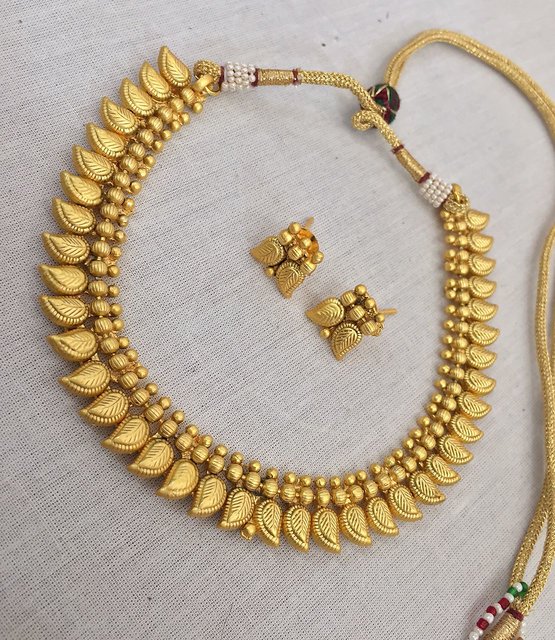 mango design necklace set online