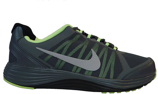 Nike men's revolve hot sale 2 running shoes