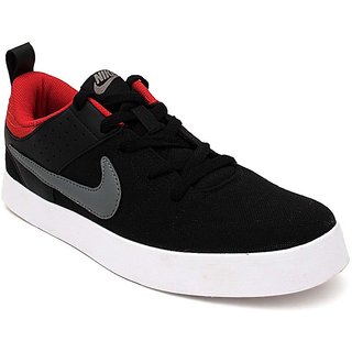 nike voleio sneakers