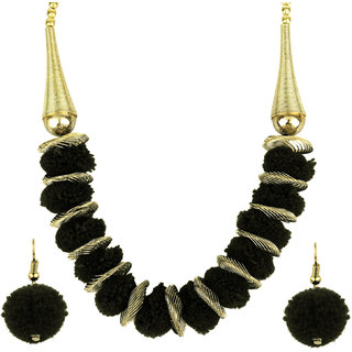Jewels Gold Antique Simple Designer Pleasant Necklace Set For Women  Girls