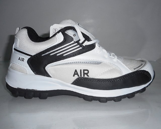 Buy Grey Sports Shoes for Men by TRASE Online | Ajio.com