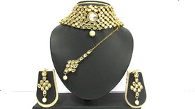 White Kundan Chokker Necklace Set
