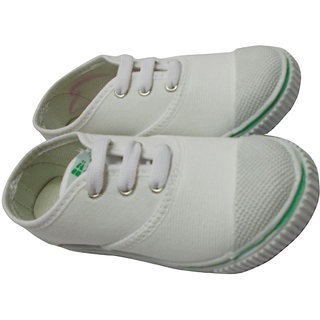 boys size 3 tennis shoes