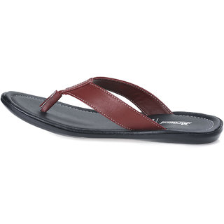 Paragon v shape chappal sale