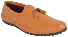 Dia A Dia Tan Loafers