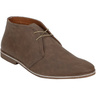 Chukka boots red tape online