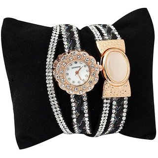 Stripes Rhinestone Collection Crystal And Round Dial Design Women Girl Watch Black Colour With Magnet Lock Strap Bracelet Watch