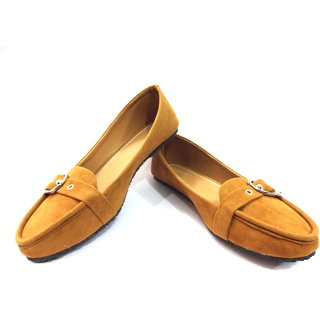 stores that sell loafers