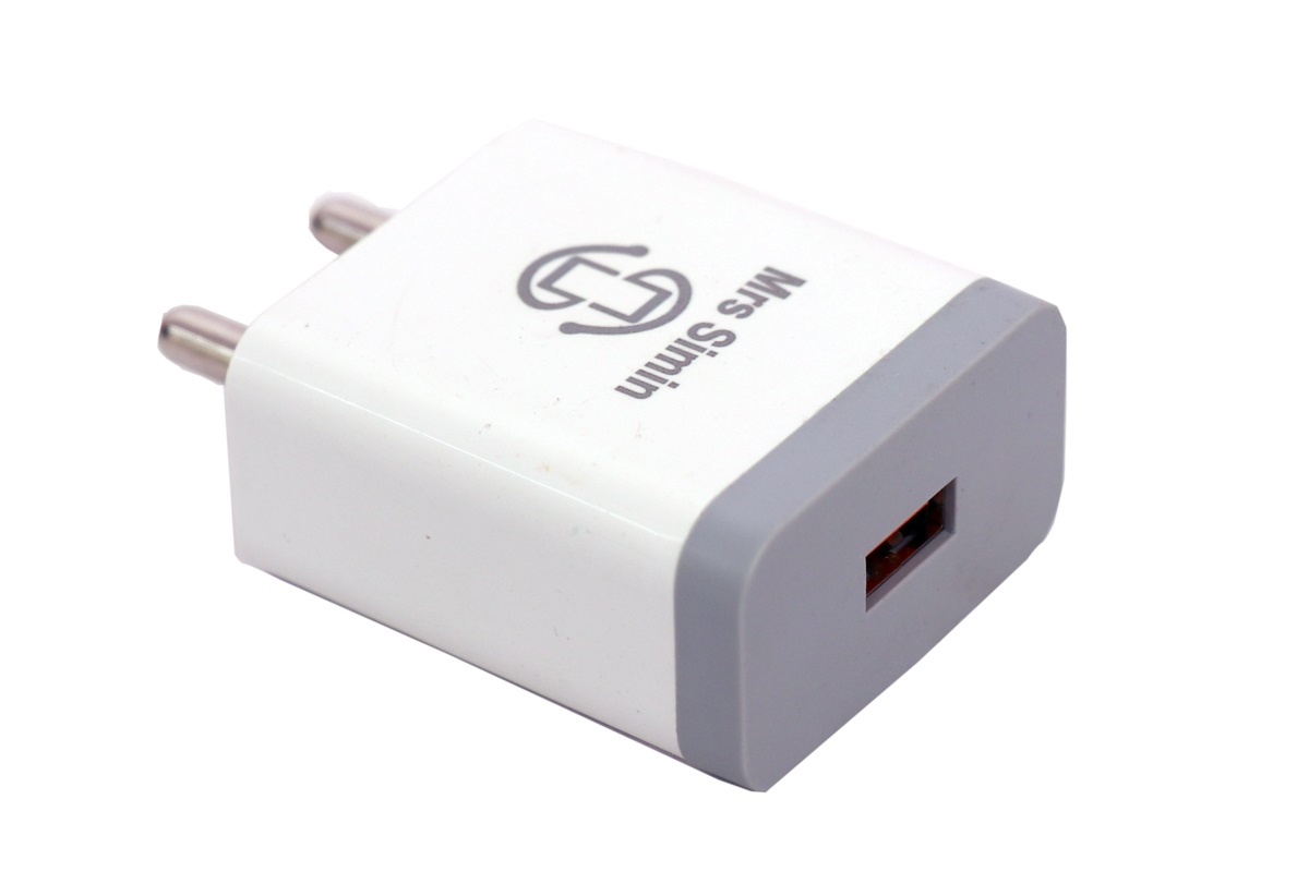 Mrs Simin M1 Fast 2.4 Amp Fast Charging Mobile Charger