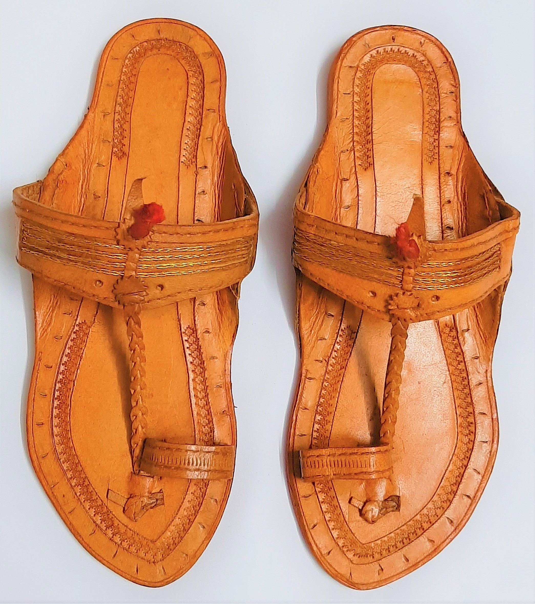 kolhapuri mojdi ladies