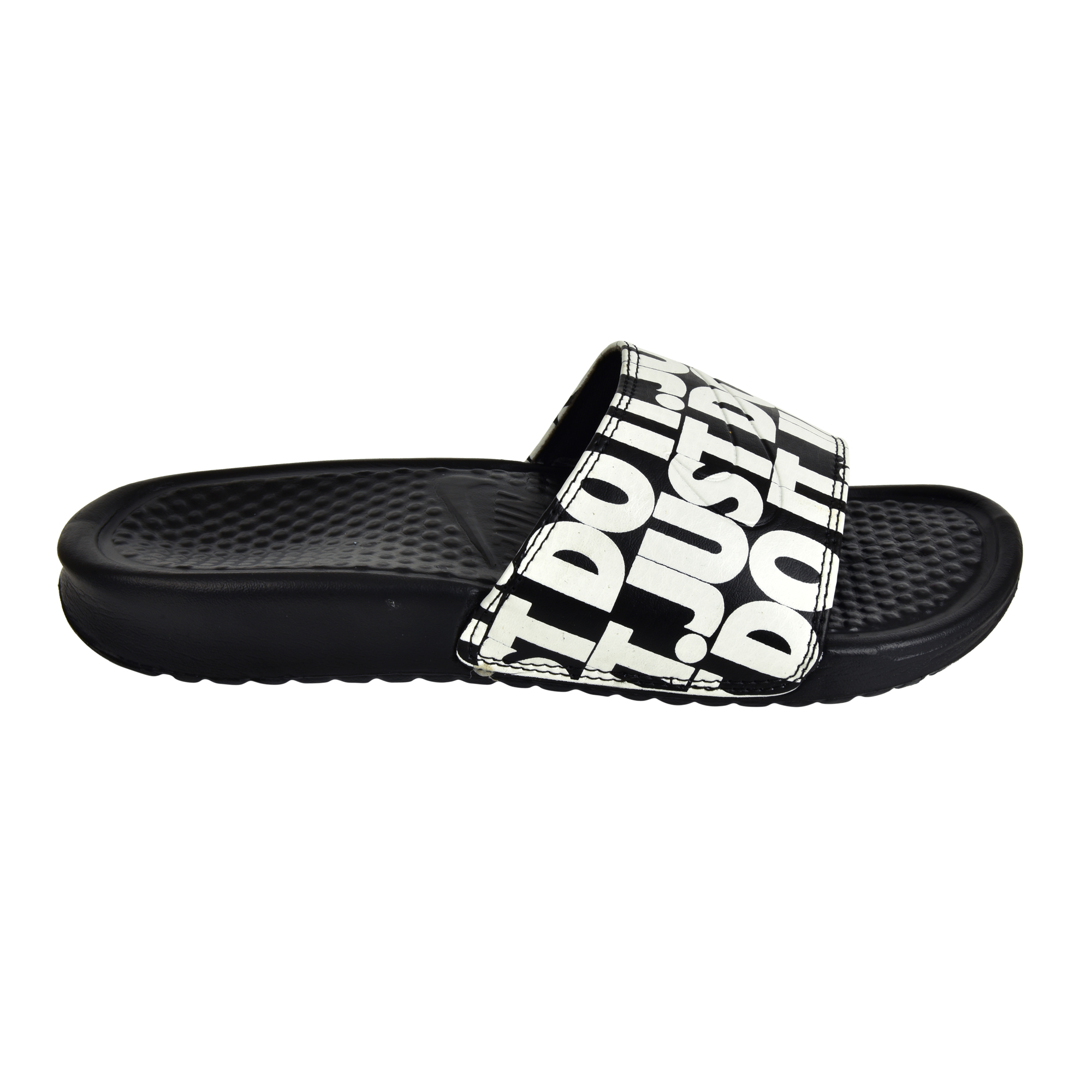 Buy Nike men Slipper Online @ ₹599 from ShopClues