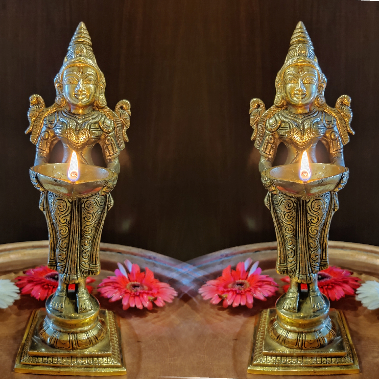 Buy Welcome Lady Brass Deep Laxmi Diya for Pooja Room Kuthu Vilakku ...