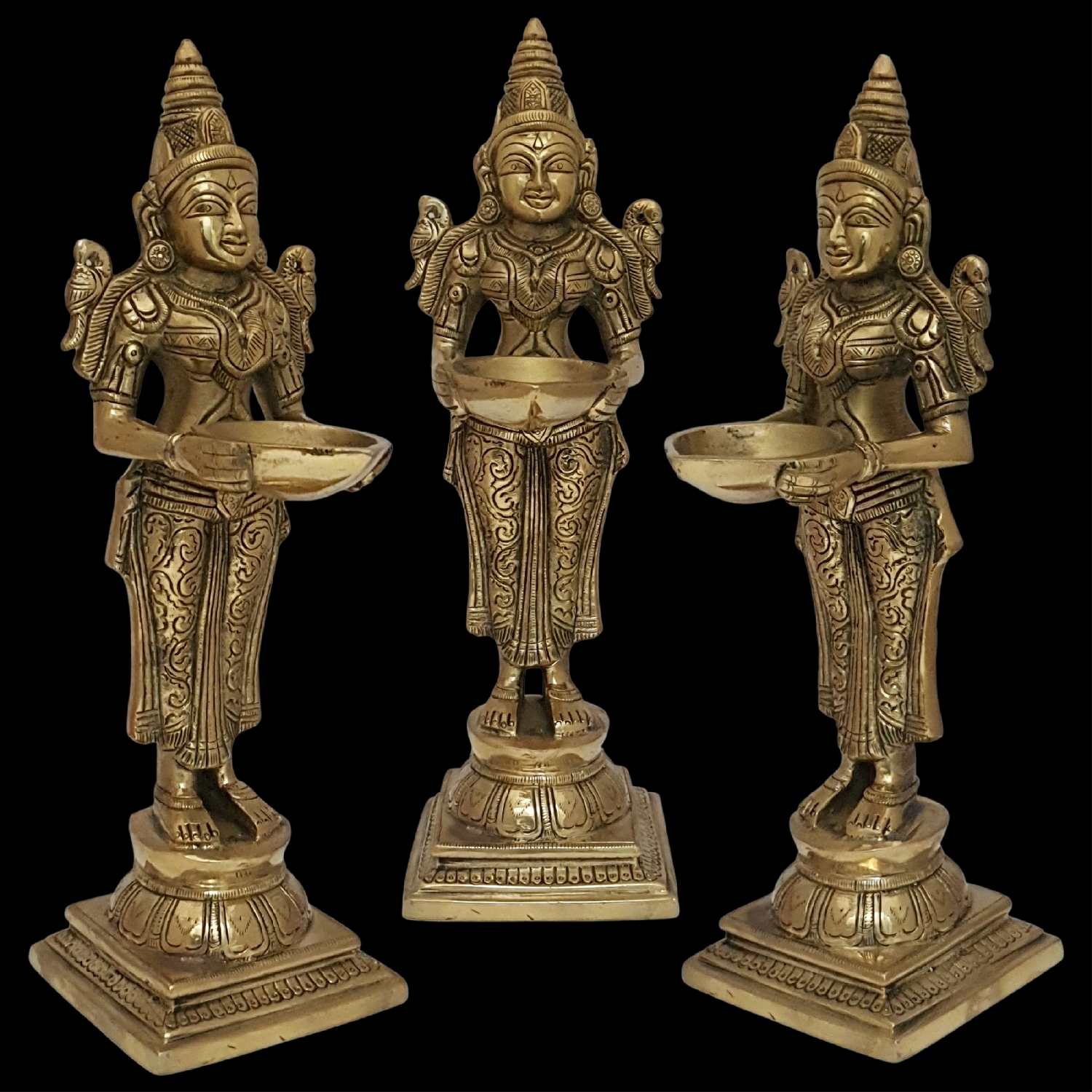 Buy Welcome Lady Brass Deep Laxmi Diya for Pooja Room Kuthu Vilakku ...