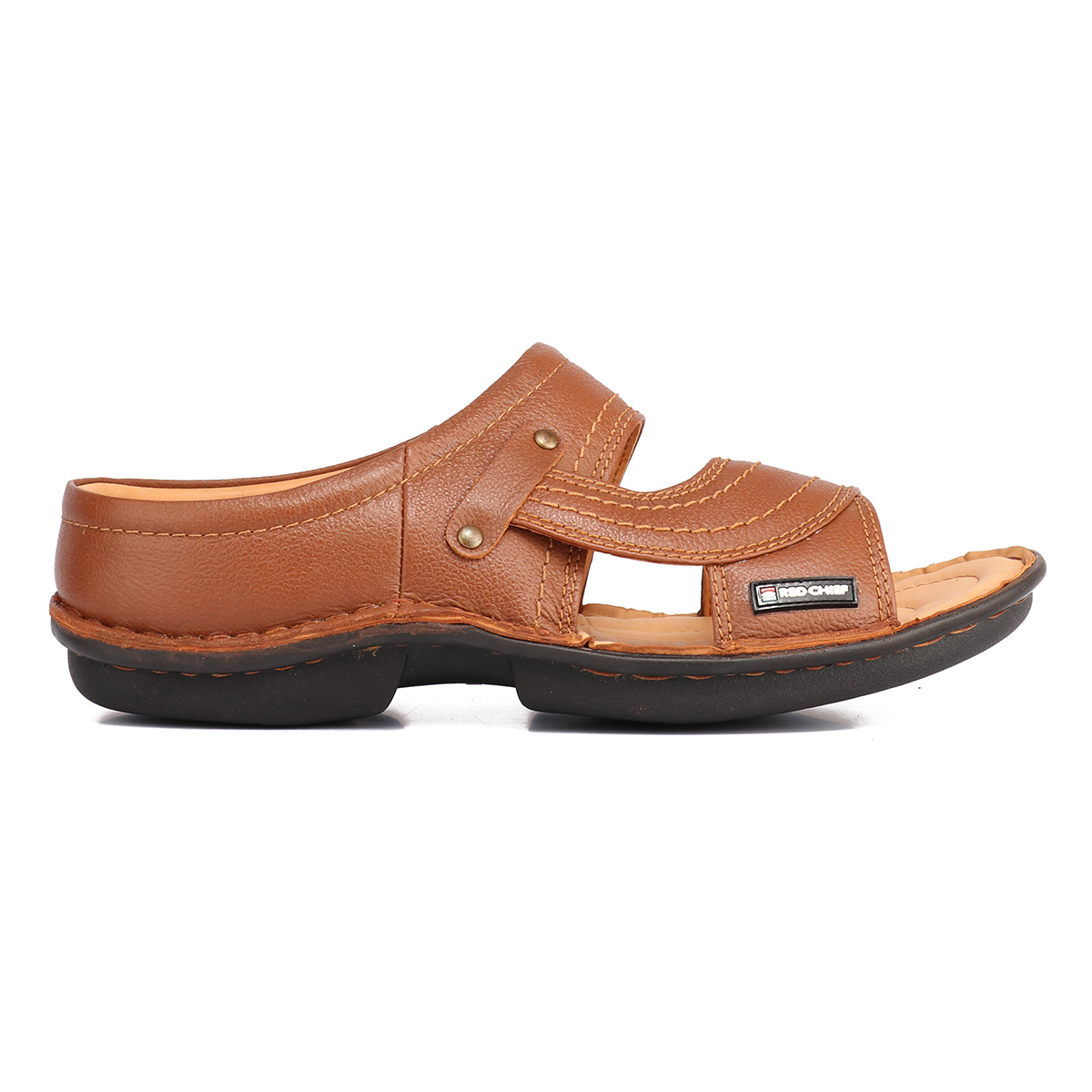 red chief chappals