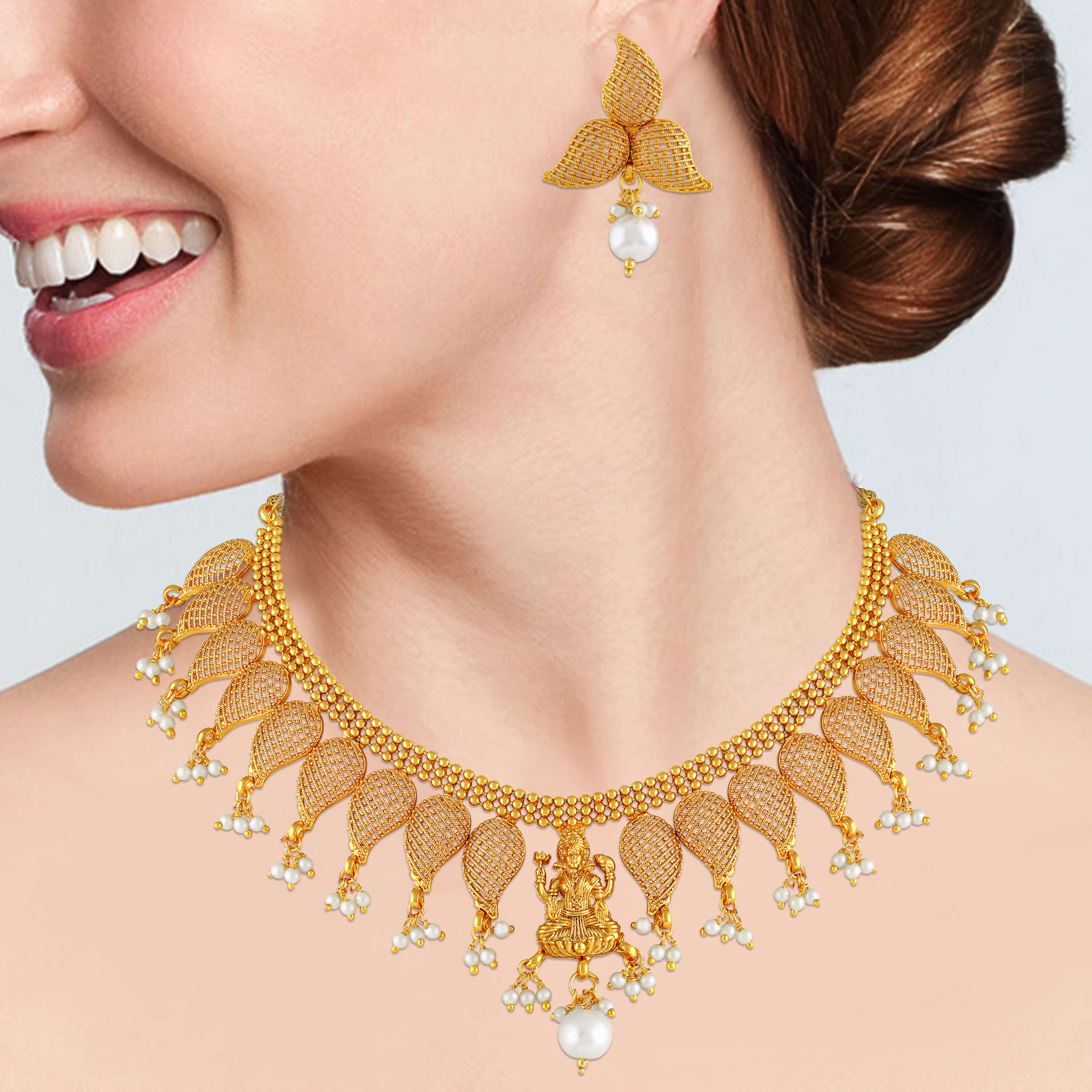 Buy Asmitta Traditional Kuri Shape Gold Plated Choker Style Necklace Set For Women Online ₹629