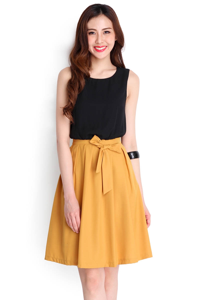 Buy Klick2Style Colour Symmetry Dress In Mustard & Black Online @ ₹699 ...