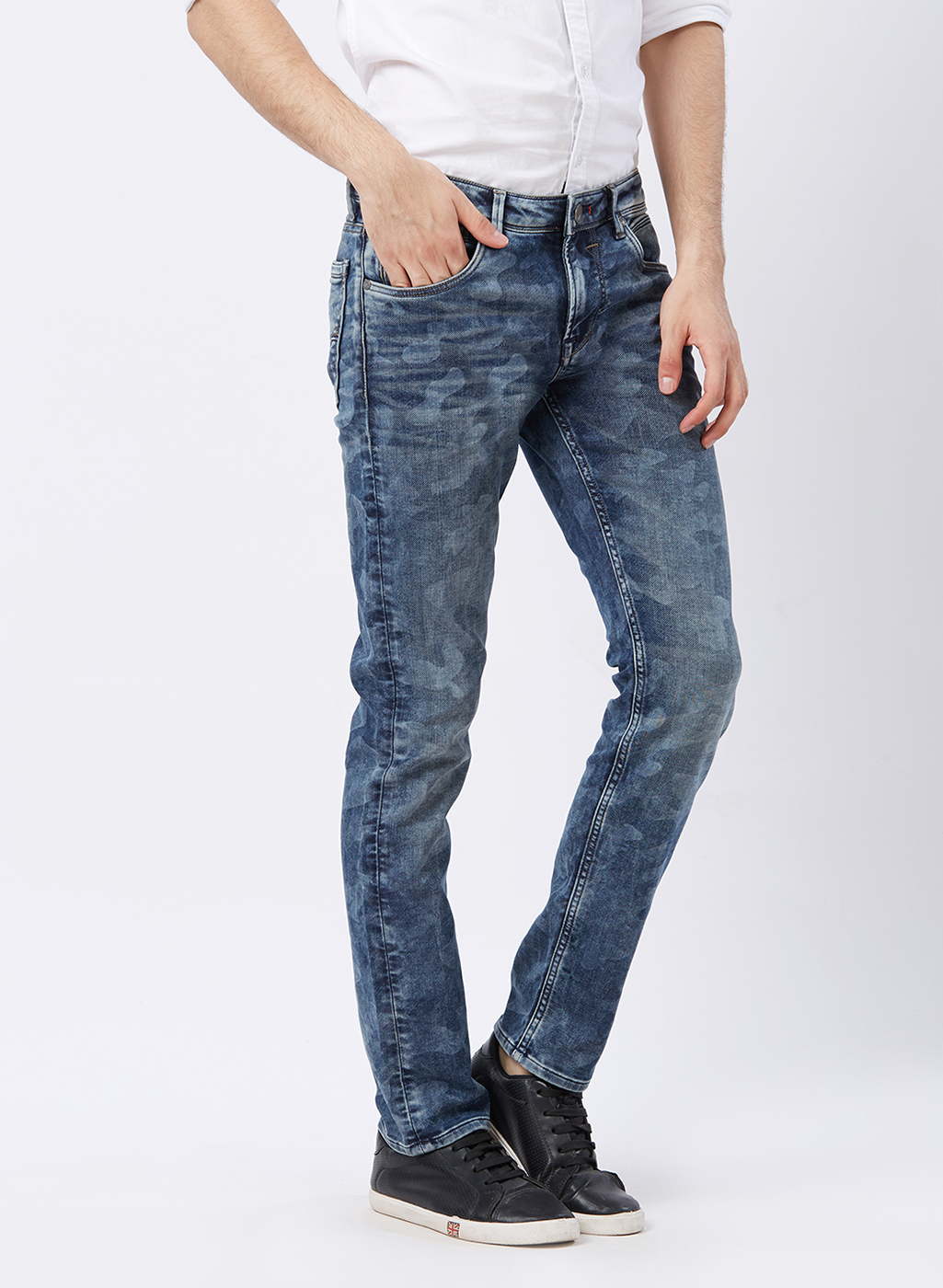 Buy Killer Men's Blue Jeans Online @ ₹3499 from ShopClues