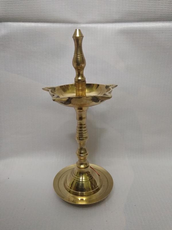 Buy Kumbakonam Traditional Kerala Kuthu vilakku/Brass Oil Lamp Diya ...