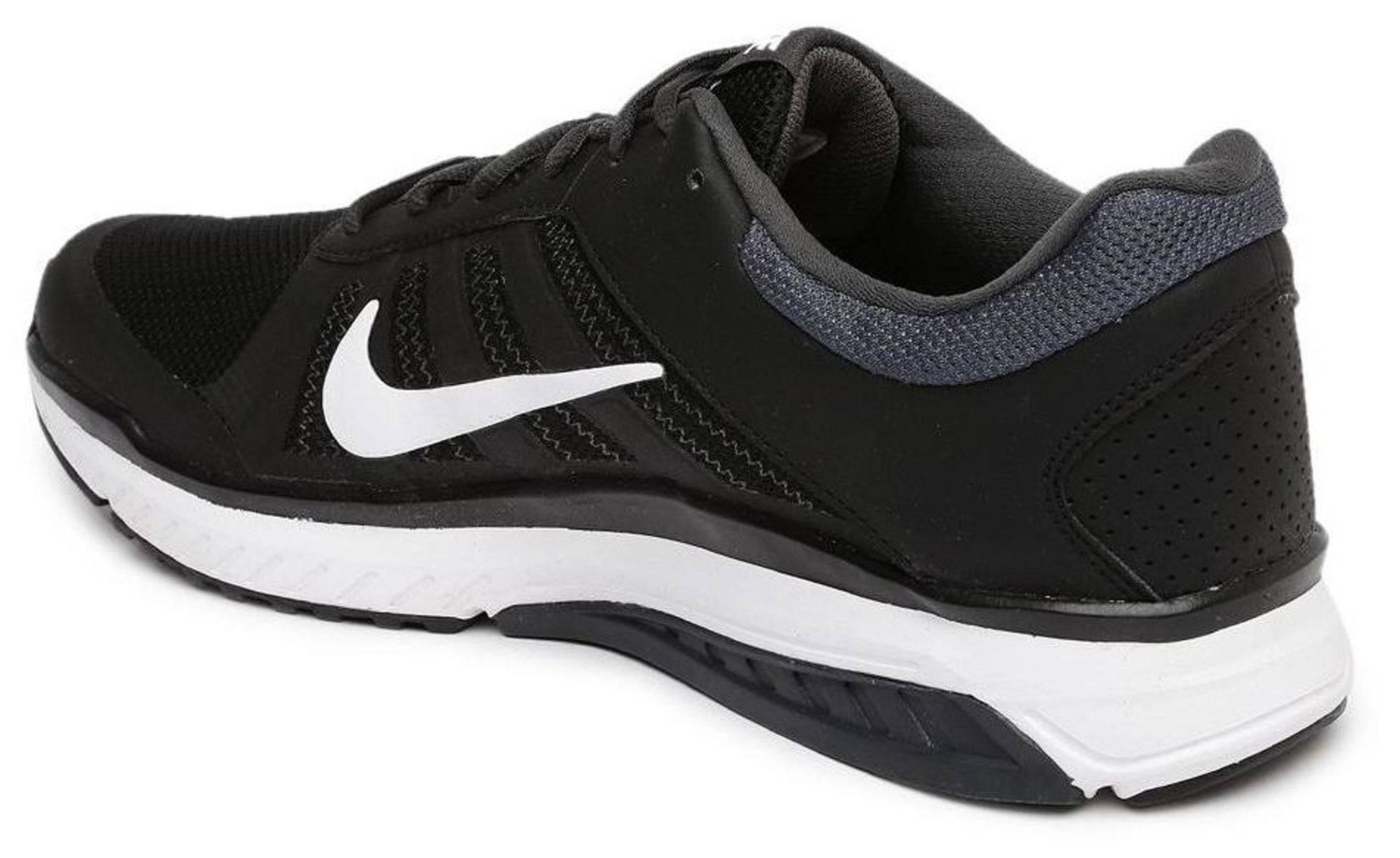 mens black nike walking shoes