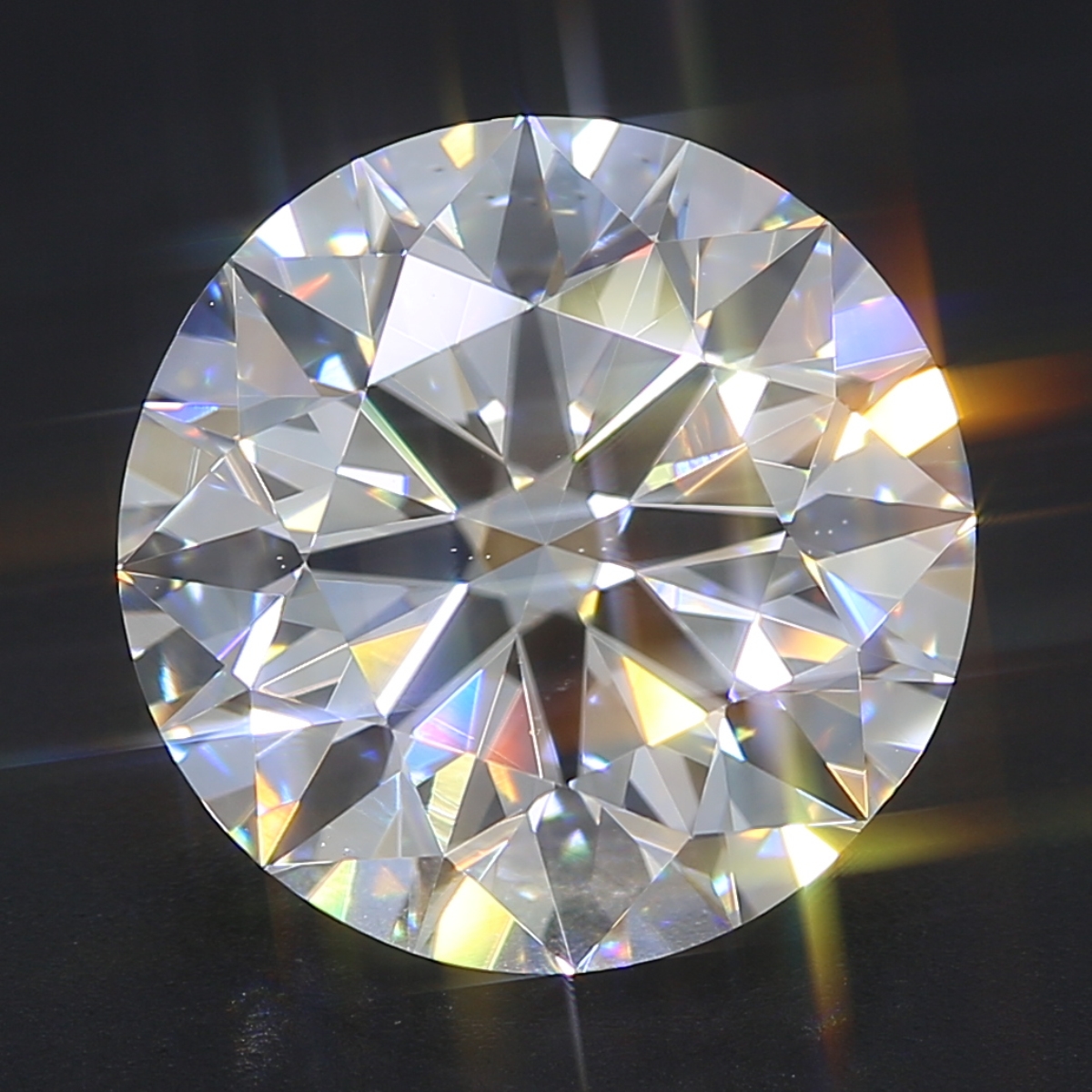 heera diamond 6.0 carate cubical zircon planet venus gemstone