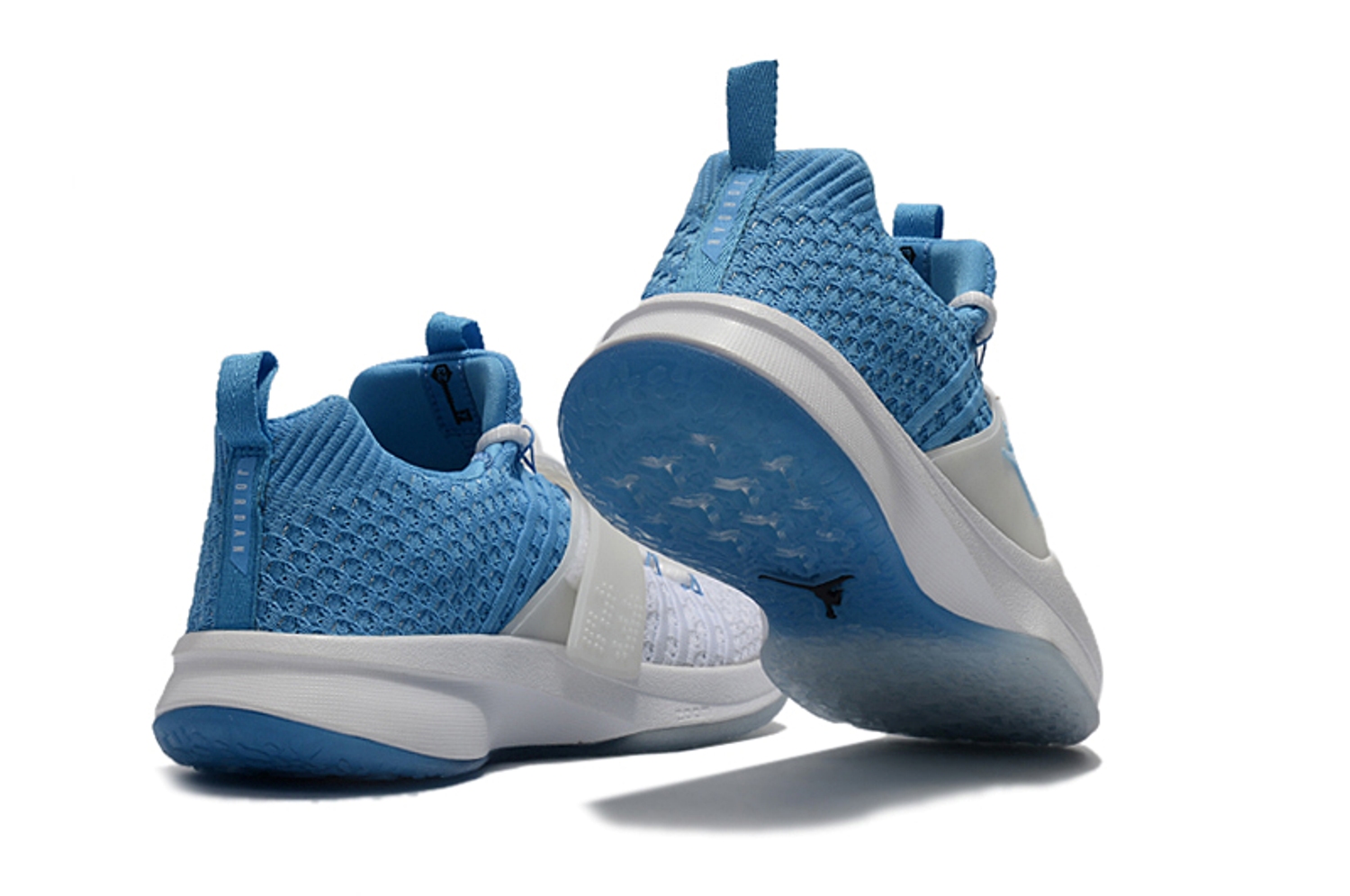 flyknit basketball shoes