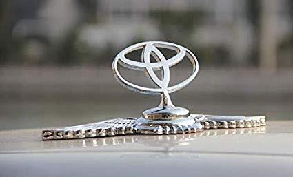 thumbnail interactive-video image 1 of Genuine Toyota OEM Chrome Front Hood Emblem For 2011-2017 Sienna (Limited, XLE, LE) 1 of 6