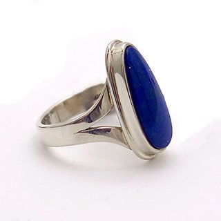                       Natural Stone Lapis Lazuli 5.25 Ratti Ring Original & Effective Stone Lapis Lazuli Silver Plated Ring By CEYLONMINE                                              