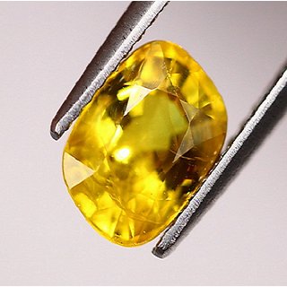                       Pukhraj Stone 5.25 Ratti Natural & Effective Stone Yellow sapphire By CEYLONMINE                                              