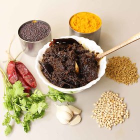 Kothimeera (Cilantro) Leaves Pickle / Achar Andhra Style (Home Made)