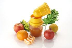 SRK JK 2 In 1 Hand Juicer For Fruit  Vegetables-Plastic