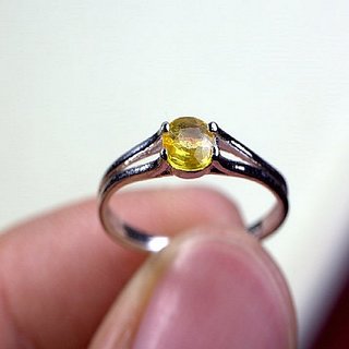                       CEYLONMINE original ring pushkaraj 7.25 ratti unheated Yellow Sapphire precious Ring for unisex                                              