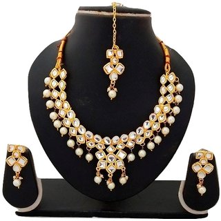                       Charming Jewelry White Pearl Kundan Necklace Tikka 4Pc Set                                              