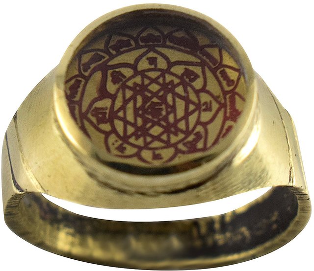 Sacred Yantra Ring in 18K White and Rose Gold with White Diamonds – AWKN1