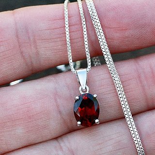 Hessonite pendant outlet