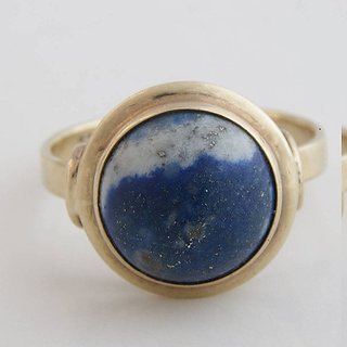                       Ceylonmine-Lapis Lazuli Stone Ring 7.25 Ratti Original & Unheated Gemstone Lapis Lazuli Stone Ring For Women & Men                                              