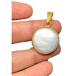 Ceylonmine Pearl Pendant 5.00 Carat Stone Moti Natural & Original Gemstone Pendant/ Locket For Astrological Purpoe Ceylonmine Pearl Pendant 5.00 Carat Stone Moti Natural & Original Gemstone Pendant/ Locket For Astrological Purpoe