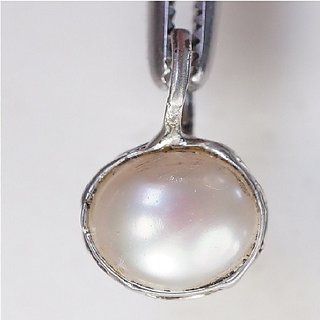 Ceylonmine Natural Moti Stone Pendant 5.25 Carat Locket Pearl Stone For Astrological Purpose Ceylonmine Natural Moti Stone Pendant 5.25 Carat Locket Pearl Stone For Astrological Purpose