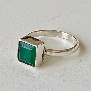 Emerald ring new arrivals astrology