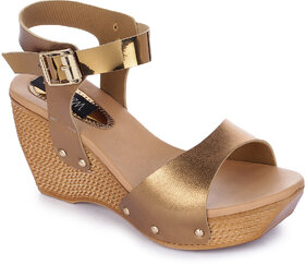 Walkfree Women Casual Copper Wedges