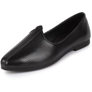 Bata jalsa hotsell black