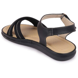 cushioned flat sandals