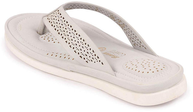 floaters for womens bata