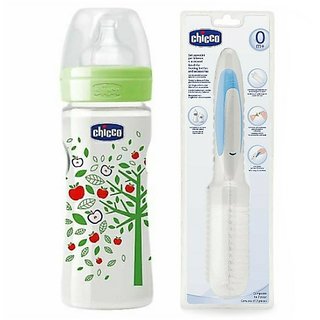 Chicco Feeding Bottles and Cleaning Brush Set
