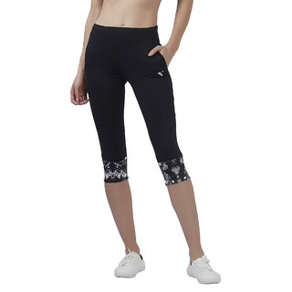 Women's MultiSport Wear - Capri with Pocket (Leggings 3/4th) V Flex Printed Bottom Patch