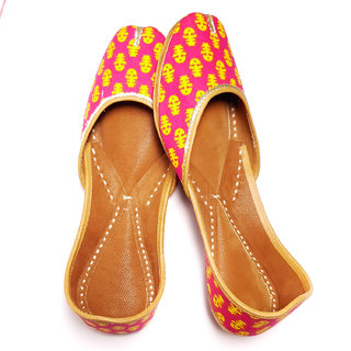 TMN Pink-Yellow  Stylish Ethnic Leather Juttis for Women (VMF008)